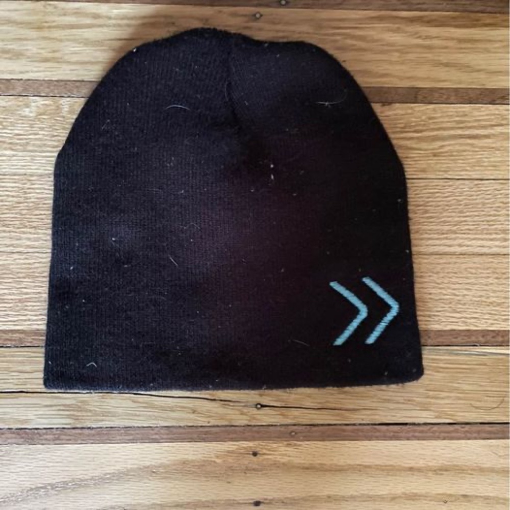 Black "Divvy" beanie